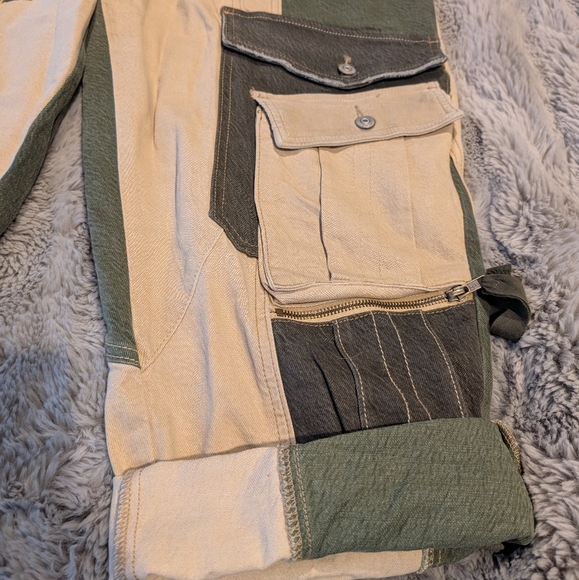 Free People Terra Utility Pant Size medium Slouchy Relaxed Fit Cropped NWOT - Picture 11 of 16